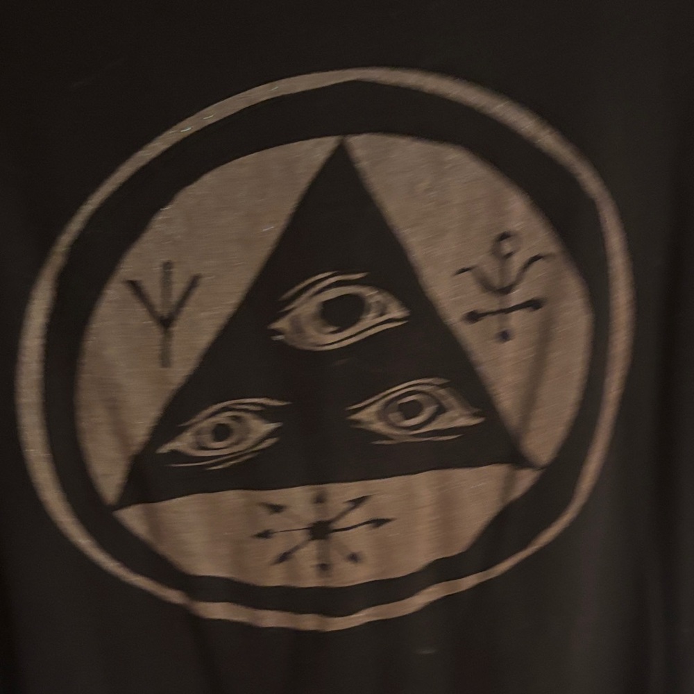 Welcome Skateboards graphic tee with Eye Design